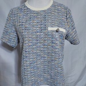 Chic Textured Short Sleeve Tee with Buttoned Pocket